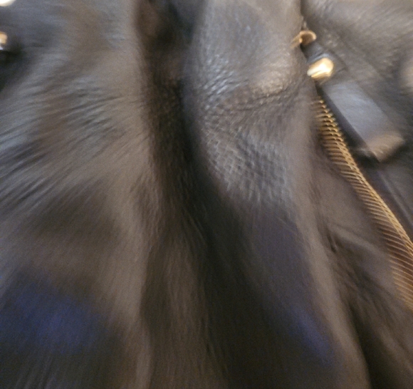 Vince Camuto Black Leather Shoulder Bag - Picture 5 of 10